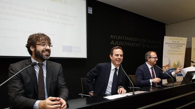 Alicante y la EOI ponen consultores para hacer exportadoras 25 pymes