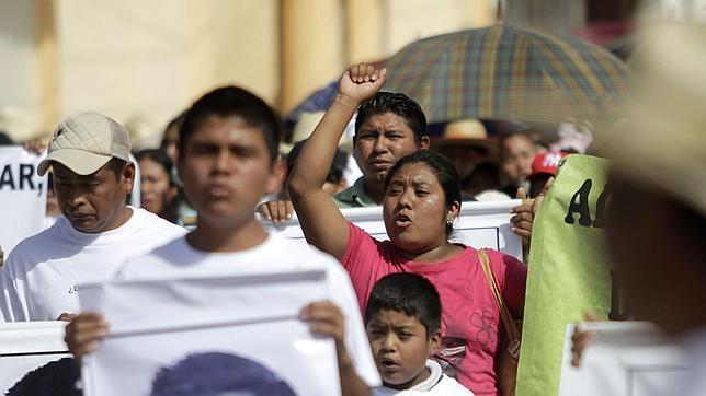 Los estudiantes de Iguala lanzan una gira de protesta nacional