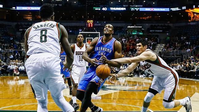 Ibaka no fue suficiente ante los Pistons