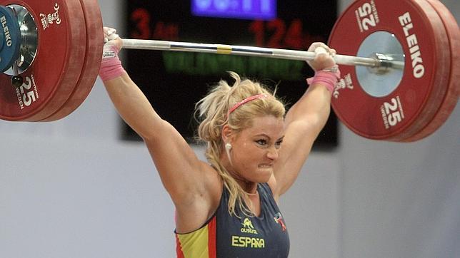 Lidia Valentín, récord de España en arrancada y quinta en la categoría de 75 kilos