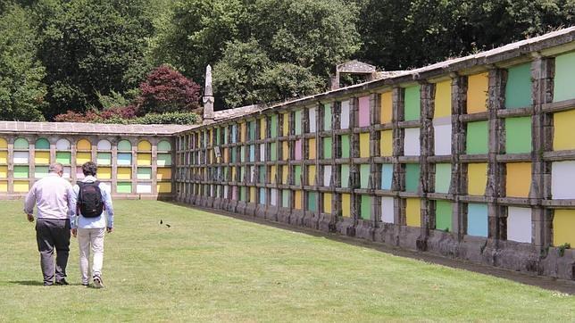 Intervención de Jorge Barbi en el cementerio de Bonaval