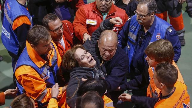 Familiares de los heridos y fallecidos del autobús siniestrado en Murcia