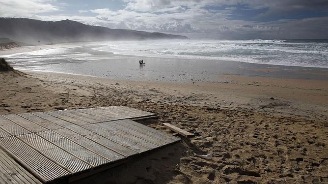 Xunta y Ministerio suman fuerzas para reparar y progeger playas y dunas