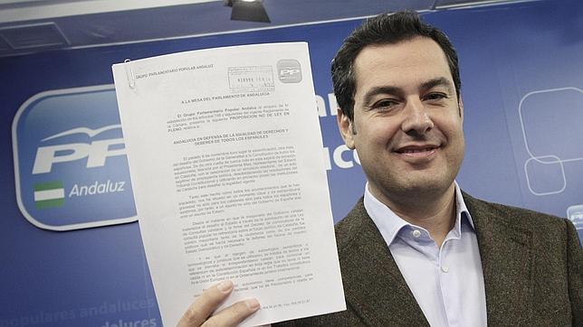 Juanma Moreno asegura que Susana Díaz ya debería haber apartado a Chaves y Griñán