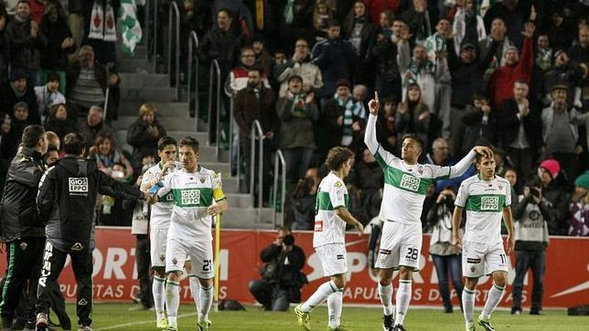 El Elche se enfrenta al Córdoba en la máxima categoría del fútbol español casi medio siglo después