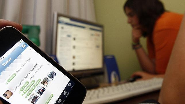 Seis de cada diez chicas, insultadas en las redes sociales