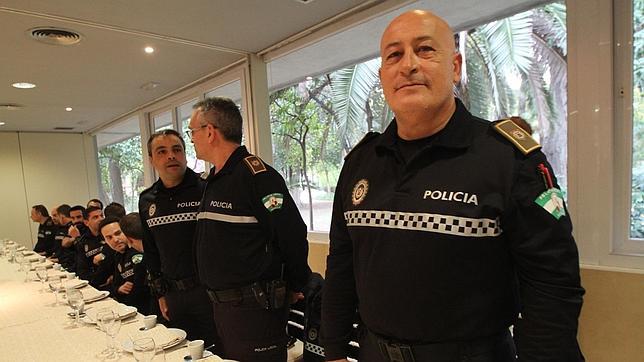 Policías sevillanos que merecen medalla