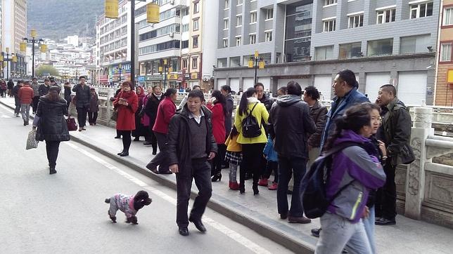 Al menos cuatro muertos y 54 heridos en un terremoto en la provincia china de Sichuán