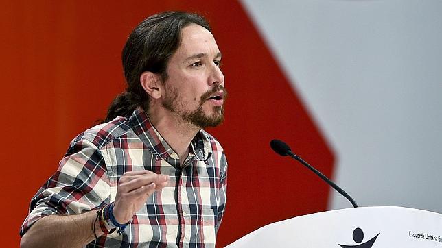 Pablo Iglesias «bendice» al Papa: «Me gustaría hablar con él en el Vaticano o en Vallecas»