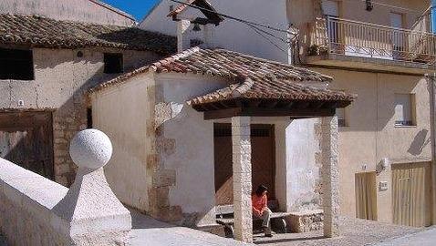 Un vecino de Pastrana derriba una ermita catalogada de Bien Especialmente Protegido