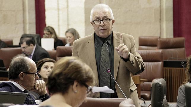 La póliza de Idea pagará la defensa de los imputados por los ERE de su consejo