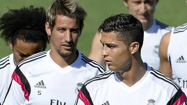 Coentrao y Arbeloa, contra el presidente de la UEFA