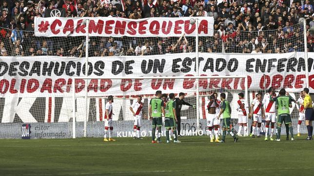 El Rayo crea una fila cero para ayudar a la anciana desahuciada