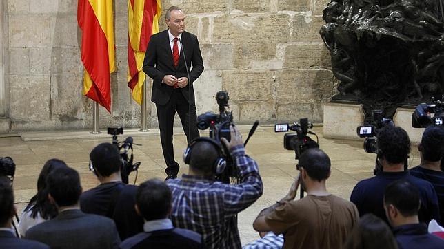 Imagen de Fabra en el momento de explicar los motivos del cierre de RTVV