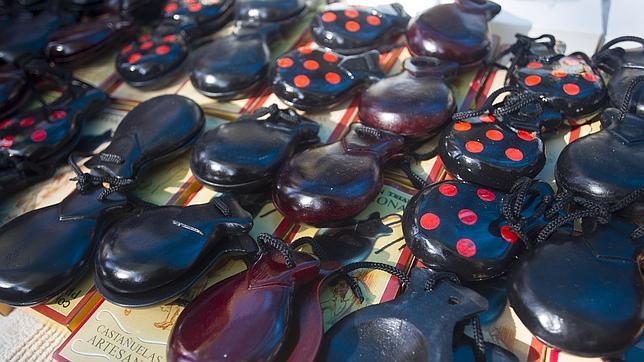 Castañuelas, ejemplo de la tradición folklórica española