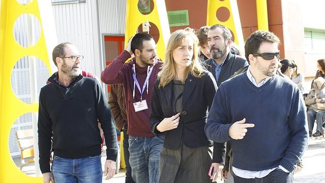 Tania Sánchez, tras votar en las primarias de IU: «Me he sentido acosada, sí»