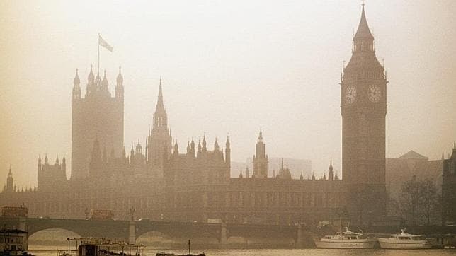 La gran niebla tóxica que acabó con la vida de 12.000 londinenses