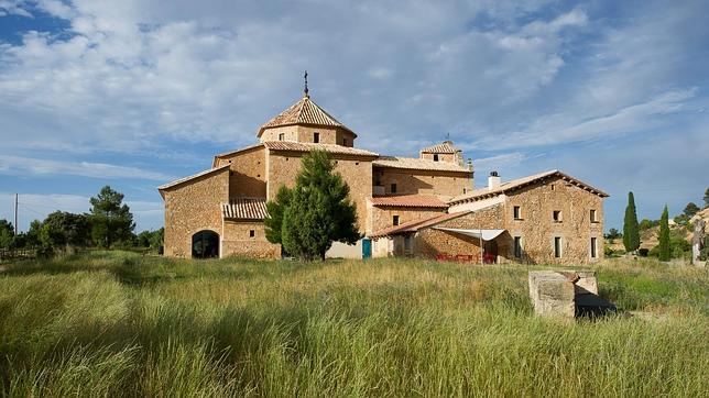 Vista de Monroyo, Teruel, y del Hotel Consolación