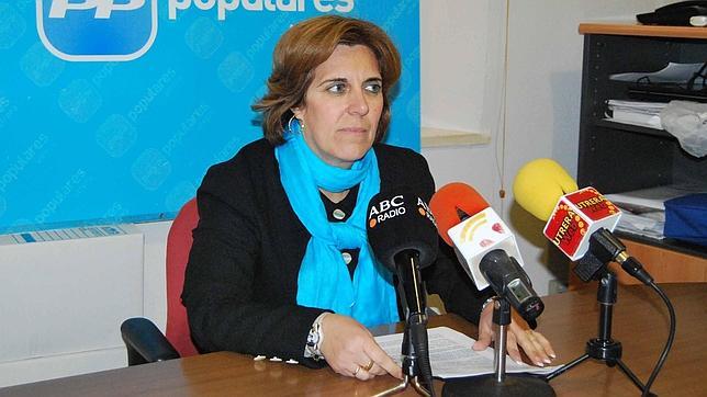 Paqui Fuentes (PP), se querella contra José María Villalobos