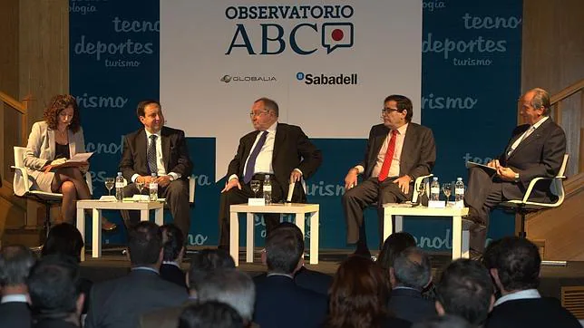 Y. Gómez (ABC); P. Barato (Asaja); J.L. Bonet (Freixenet); C. Cabanas (Magrama); J.M. González Serna (Grupo Siro)