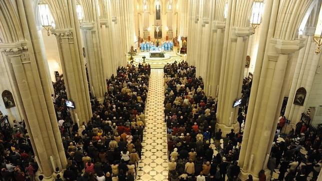 Monseñor Osoro celebra este domingo su primera vigilia de la Inmaculada en Madrid