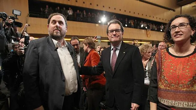 Una mayoría independentista en unos comicios pebliscitarios sumiría a Cataluña en una «profunda incertidumbre»