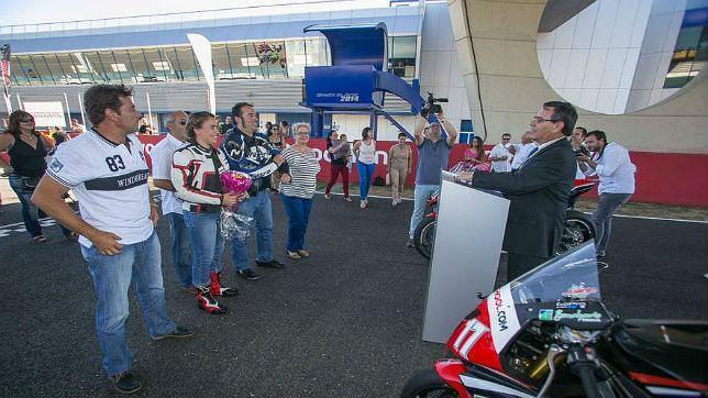 Boda civil celebrada en el circuito de Jerez