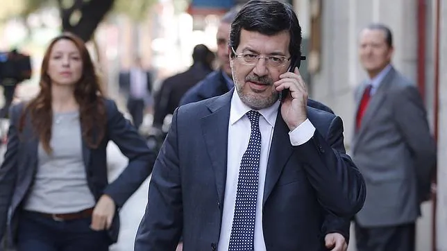 El juez Andreu rastreó dos teléfonos de ABC por una información sobre Bárcenas