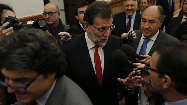 Rajoy atiende a los medios de comunicación