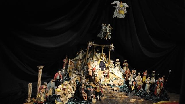 Un auténtico belén napolitano en el Museo de Santa Cruz