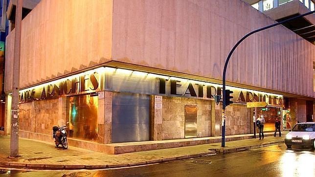 Fachada del Teatro Arniches de Alicante