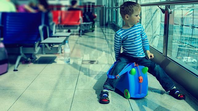 Consejos del pediatra para disfrutar de los viajes navideños con niños