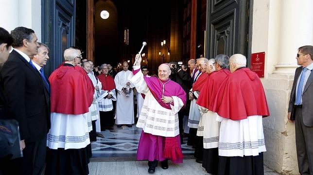 El nuevo arzobispo de Zaragoza llama a promover la cultura de «la sobriedad»