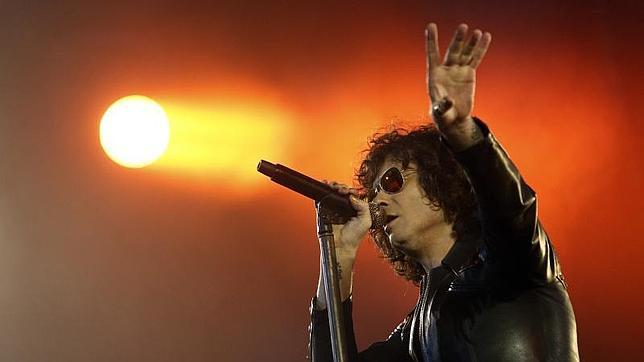 Bunbury alcanza la gloria en Madrid