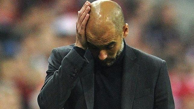 Guardiola, cabizbajo en el 0-4