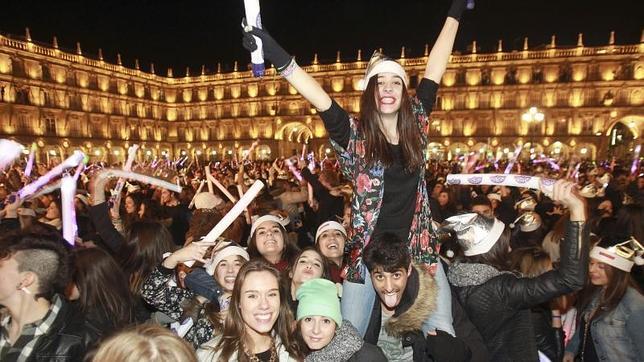 Nochevieja anticipada en la Plaza Mayor de Salamanca
