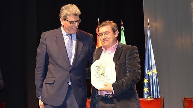 Antonio Arias y Mairena Acoge, premio a los mejores belenes de Mairena del Aljarafe