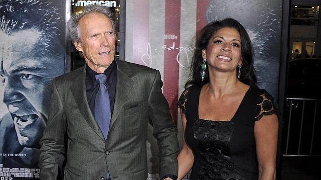 Clint Eastwood vuelve a estar soltero a sus 84 años