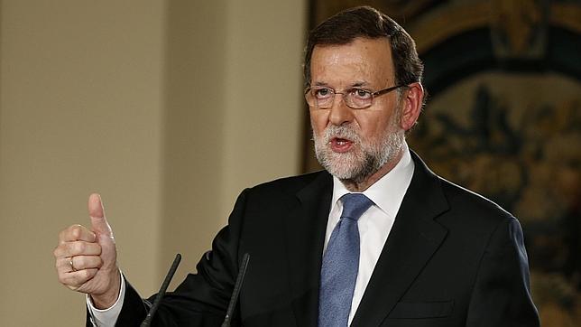 Rajoy descarta adelantar elecciones y se propone para repetir como candidato del PP