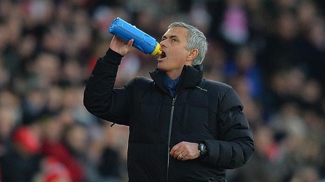 Mourinho: «Hay una campaña contra el Chelsea»