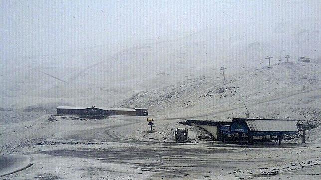 Encuentran muerta a una montañera desaparecida este domingo en Sierra Nevada