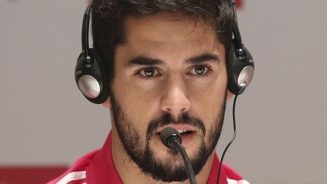 Isco: «Nos hace ilusión estrenar la camiseta de campeones del mundo»