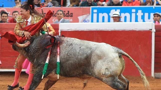 La trágica corrida de Karla de los Ángeles, la madre soltera que quiso ser torera