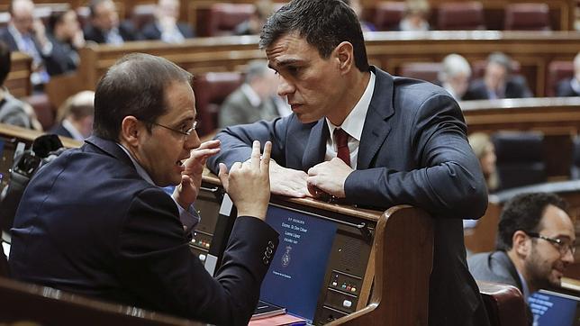 El PSOE descarta un pacto con el PP tras las elecciones: «No hay ninguna posibilidad»