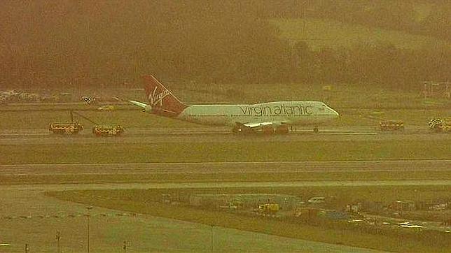 Un avión de Virgin Atlantic aterriza de emergencia en Londres