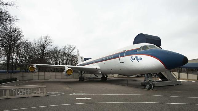 Salen a subasta los dos aviones privados de Elvis Presley