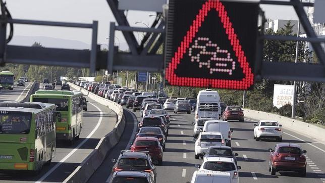 Las muertes en carretera se estabilizan pese al aumento de los desplazamientos