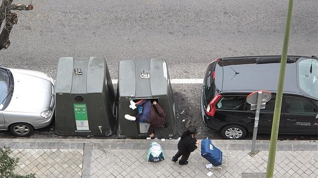 Un acuerdo de madrugada acaba con la huelga de contenedores