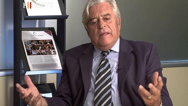 Luis Alberto Lacalle de Herrera, expresidente de la República de Uruguay, es el progenitor de Luis Lacalle Pou, candidato (derrotado) a las presidenciales en 2014