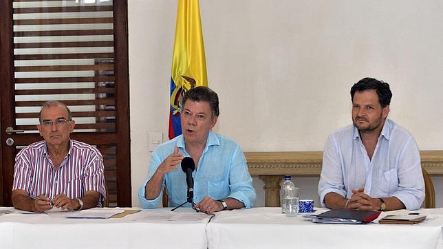 Santos anuncia una nueva hoja de ruta para «acelerar» las negociaciones con las FARC